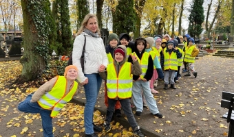 Klasa pierwsza świeci przykładem - udział w ogólnopolskim konkursie “Odblaskowa szkoła”