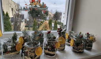 Warsztaty świąteczne „Zimowy las w słoiku”